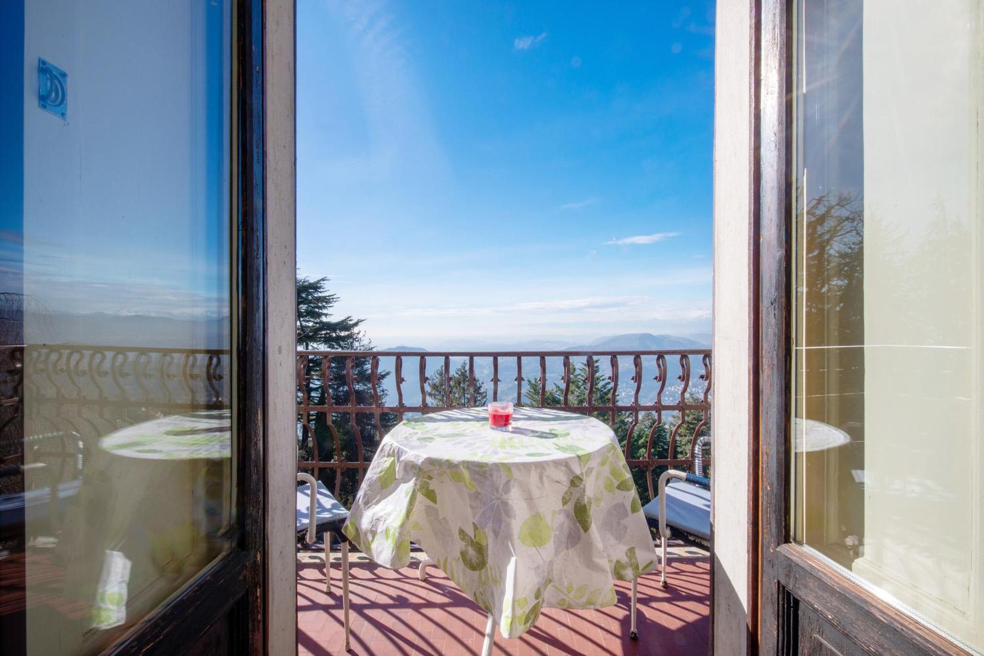 App Mughetto In Villa Marchello Brunate Eksteriør billede
